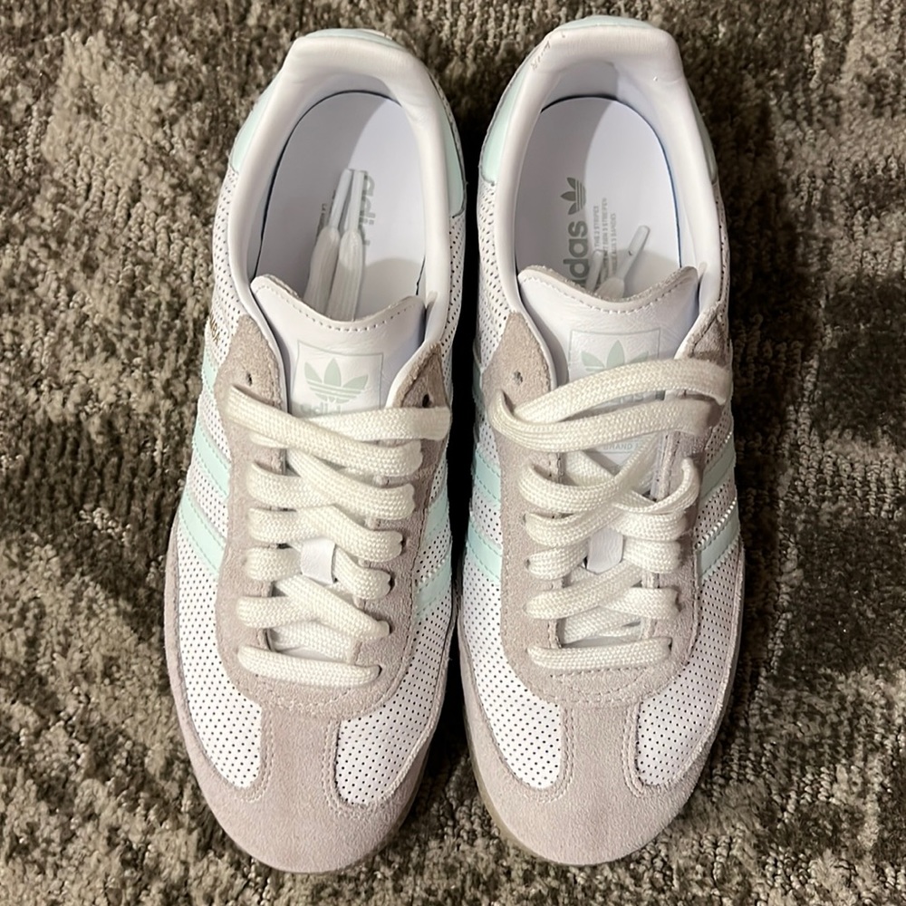 Adidas OG grey ice mint sambas